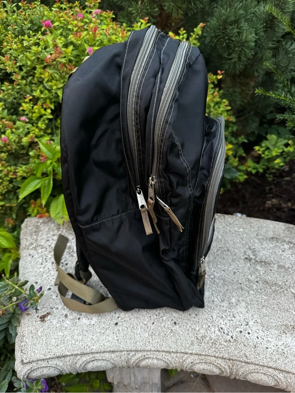 L.L. Bean DeLuxe Black Backpack with Gray Reflective Accent Laptop Hiking